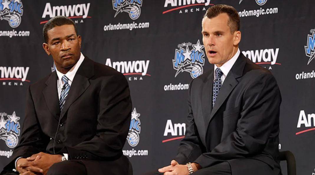 九游-篮网队季后赛出局，主帅宣布引咎辞职，结果论坛通过拥有.-九游